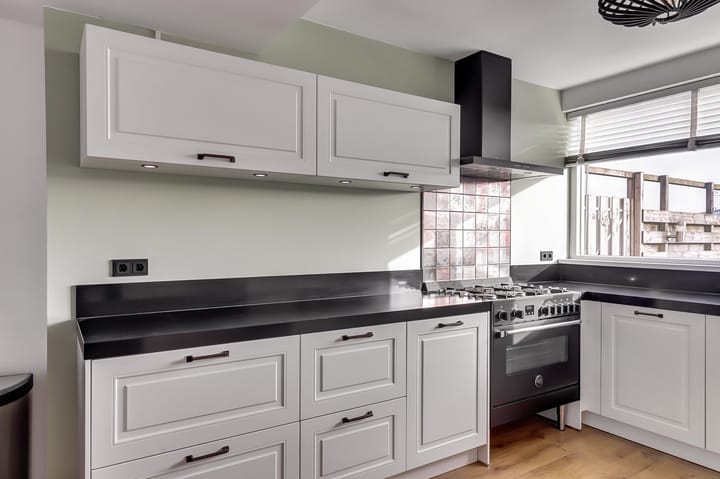 Foto 16 van Van Staverenstraat 20-A