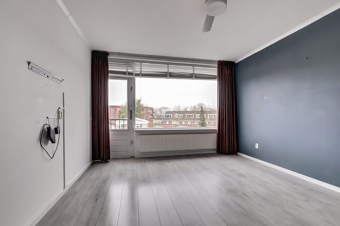 Foto 23 van Van Staverenstraat 20-A