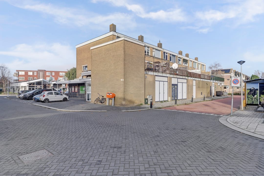 Foto 37 van Van Staverenstraat 20-A