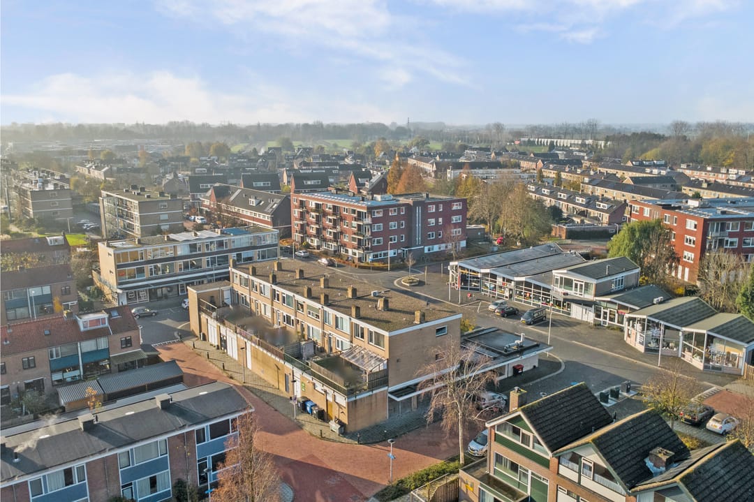 Foto 46 van Van Staverenstraat 20-A