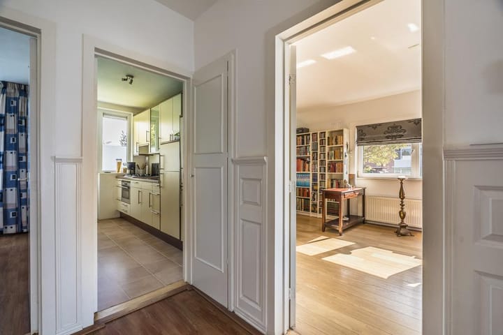 Foto 14 van Iepenlaan 1