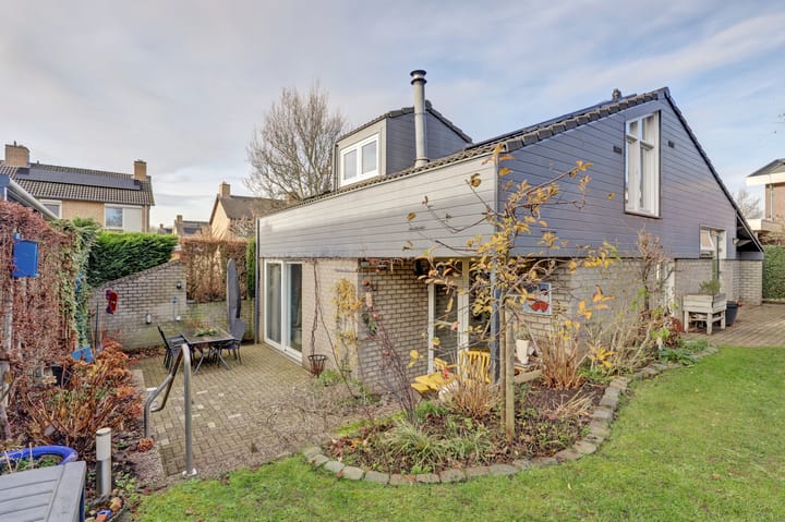 Photo 2 of Frans Erensstraat 14