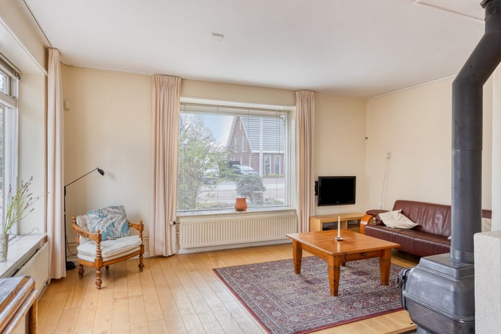 Photo 4 of Irisstraat 15