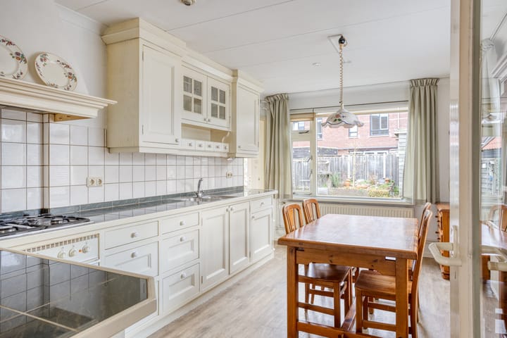 Photo 10 of Irisstraat 15