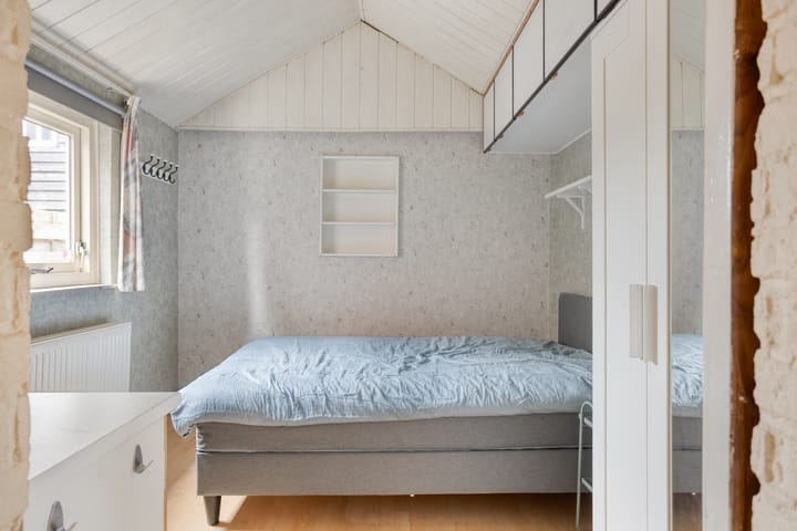 Photo 15 of Irisstraat 15