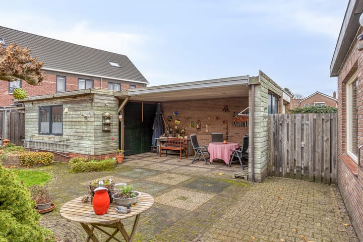 Photo 27 of Irisstraat 15