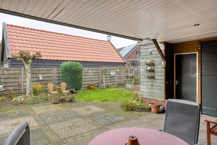 Photo 29 of Irisstraat 15