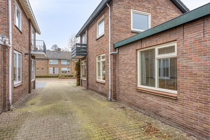 Photo 36 of Irisstraat 15