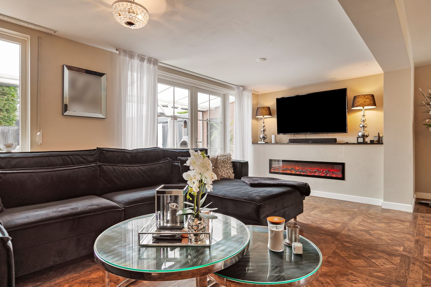 Photo 10 of Philips Willemstraat 3