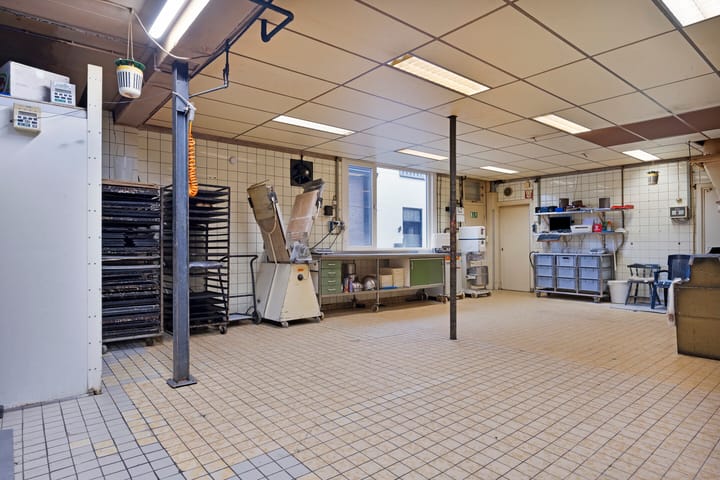 Photo 13 of Dorpsstraat 11