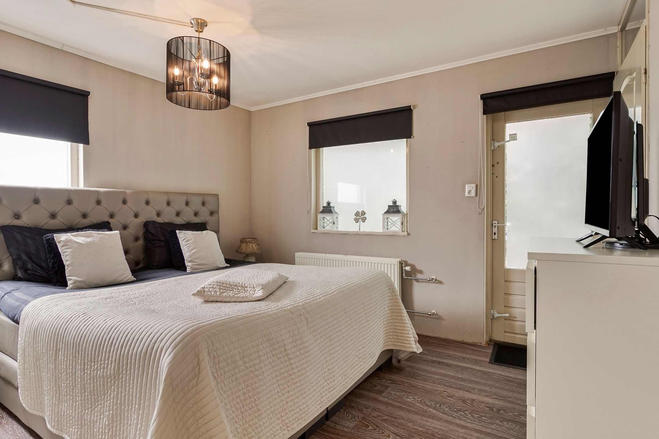 Photo 54 of Philips Willemstraat 3