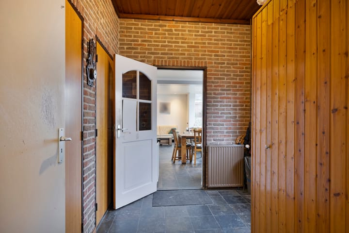 Photo 23 of Dorpsstraat 11