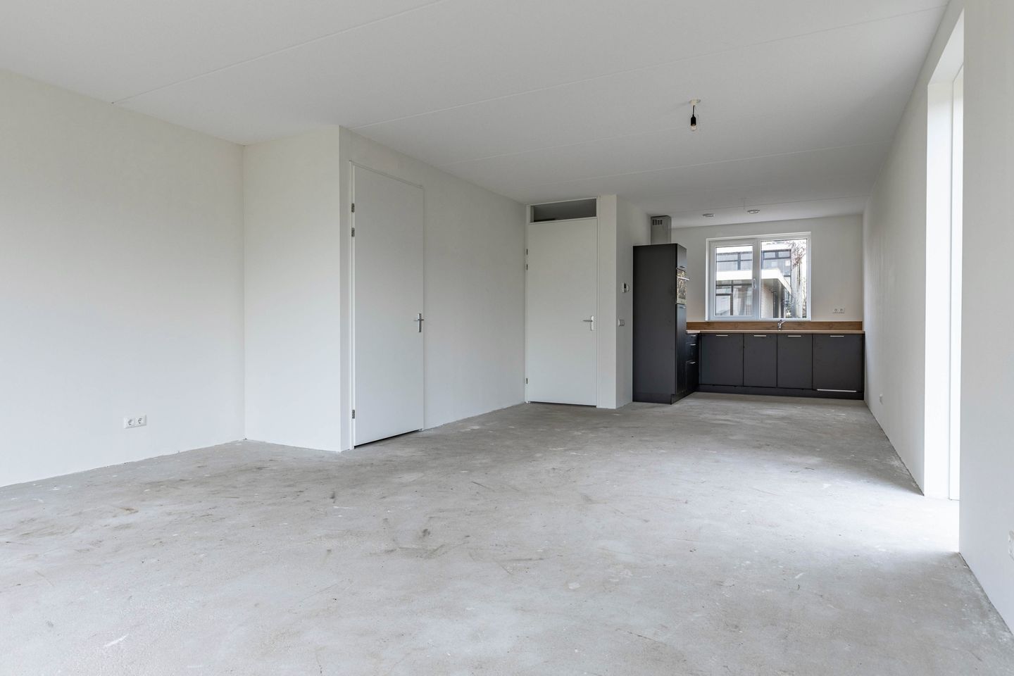 Photo 10 of Leo de Weijshof 32