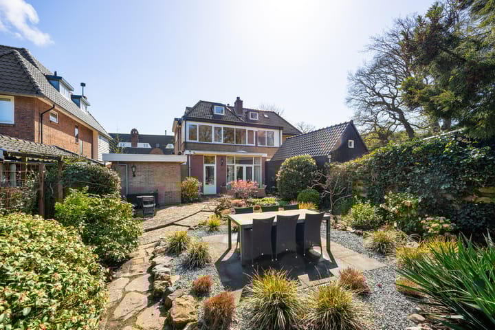 Foto 2 van Rijnegomlaan 3