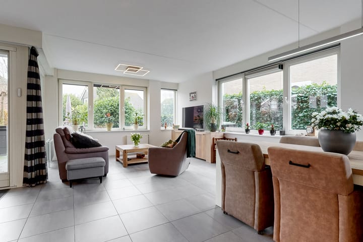 Foto 2 van Hogeweg 8-B