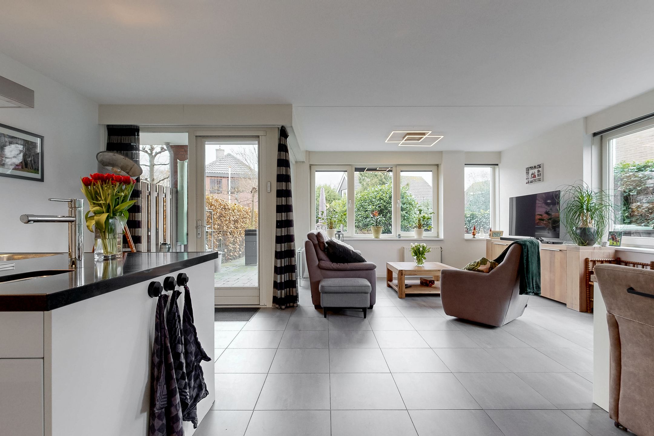 Photo 3 of Hogeweg 8-B
