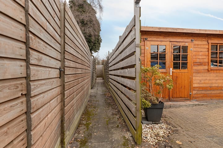 Photo 31 of Roemer Visscherstraat 4