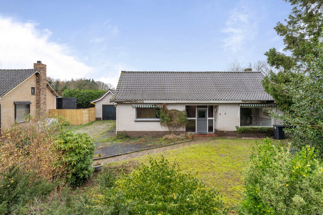 Foto 8 van van den Houtestraat 4