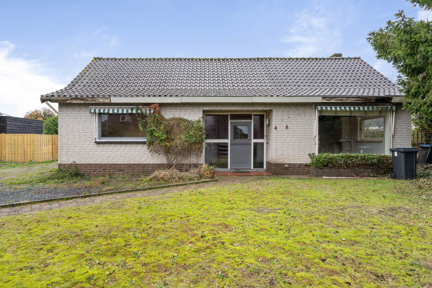 Foto 10 van van den Houtestraat 4