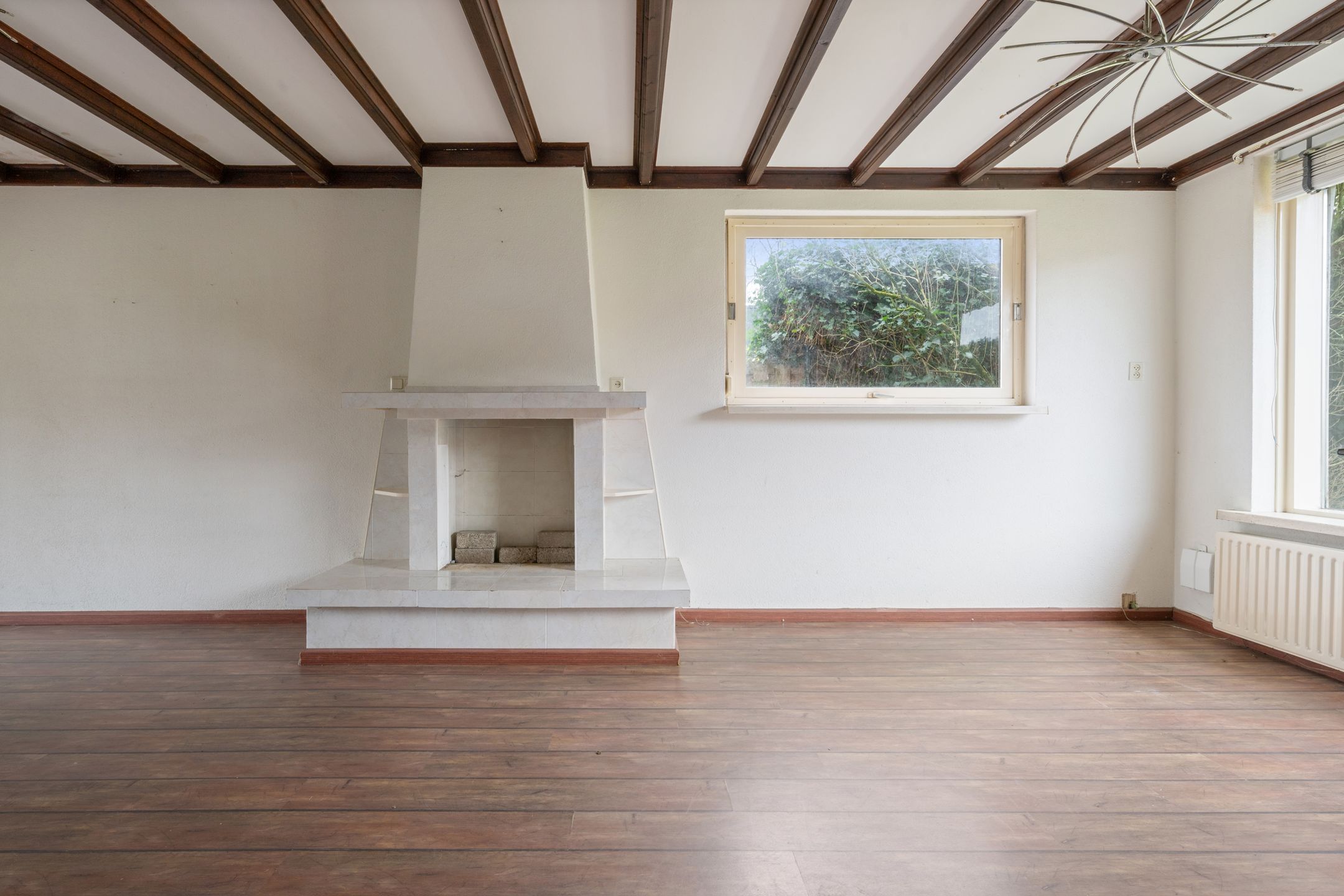 Foto 12 van van den Houtestraat 4