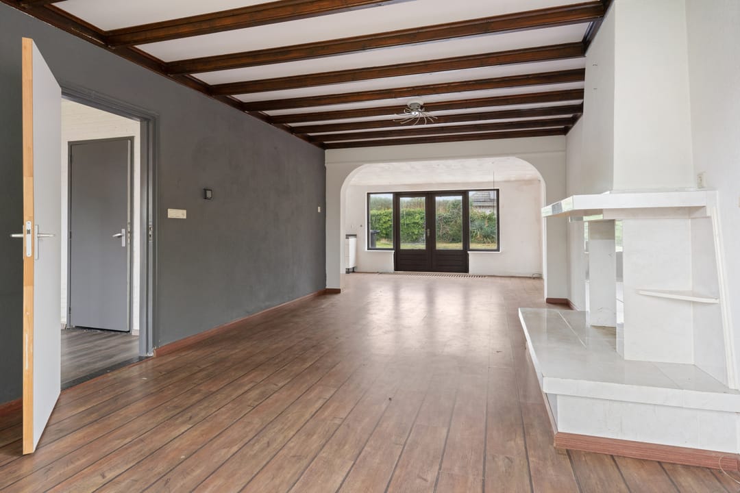 Foto 13 van van den Houtestraat 4