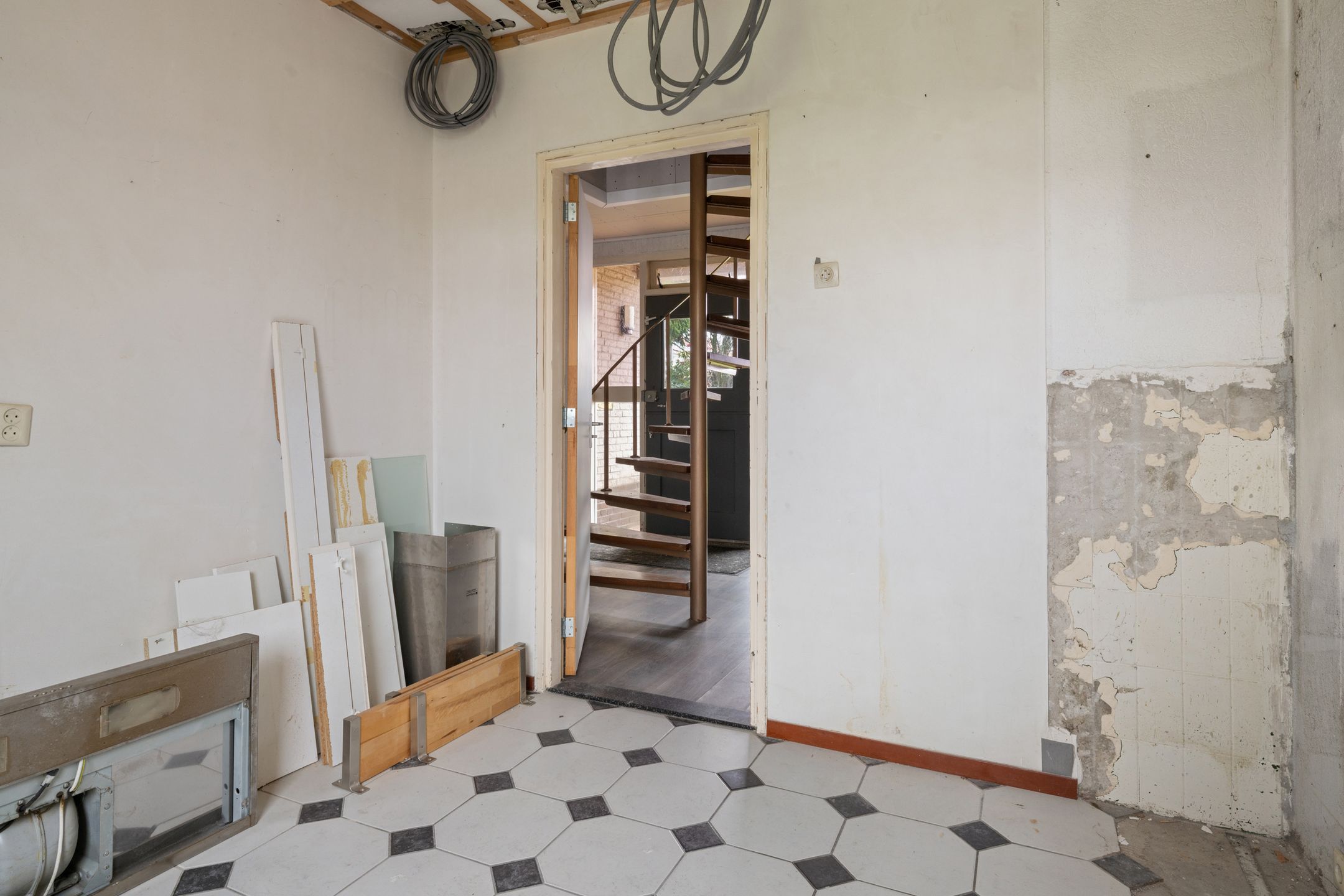 Foto 33 van van den Houtestraat 4