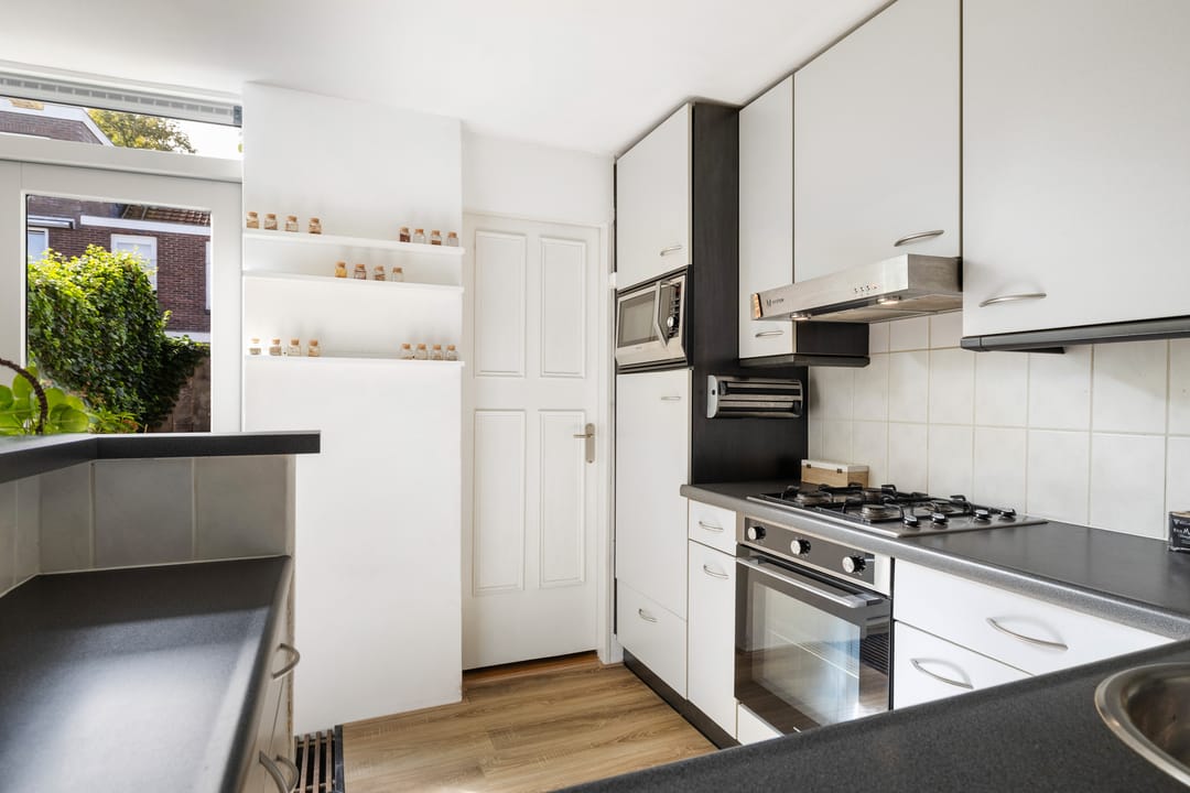 Foto 11 van Adelboldstraat 52