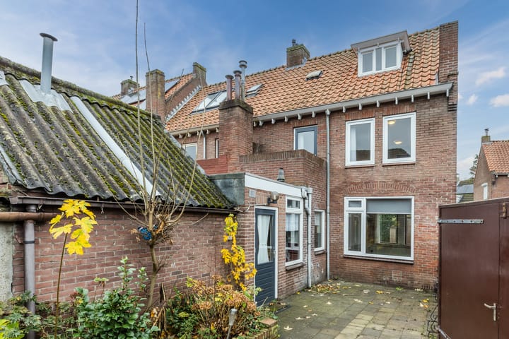 Photo 32 of Sint Marcusstraat 24