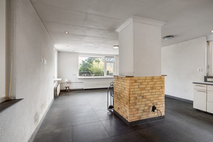 Foto 6 van Helmweg 6