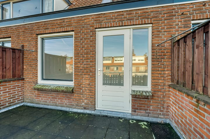 Photo 21 of Buys Ballotstraat 56