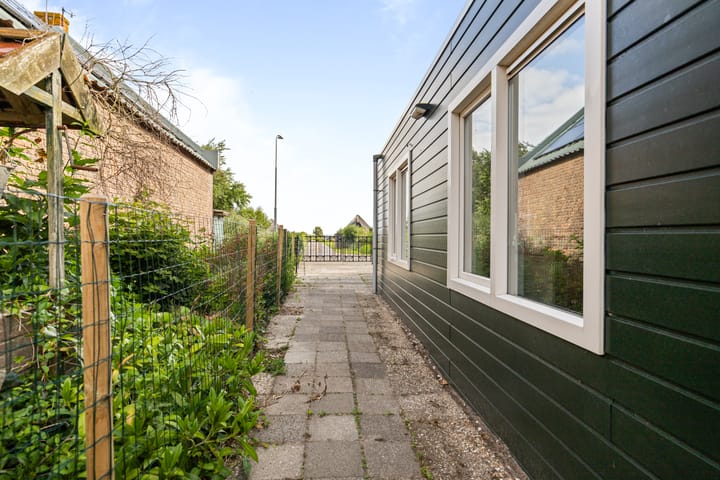 Foto 25 van Helmweg 6