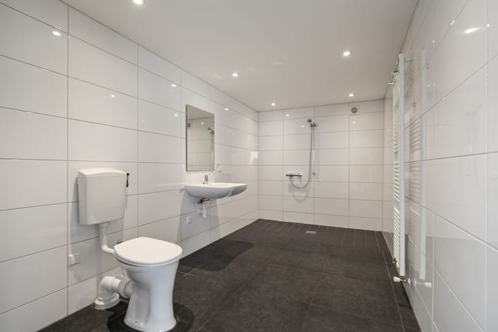 Foto 9 van Helmweg 6