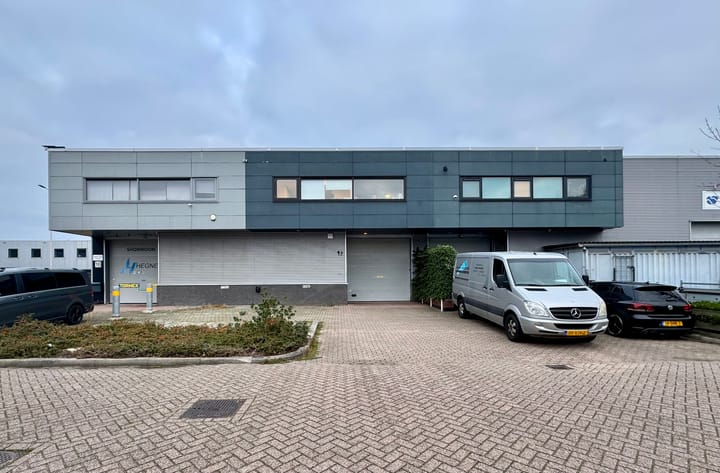 Fermiweg 12, Spijkenisse