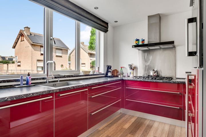 Photo 13 of Bertiliastraat 2-A