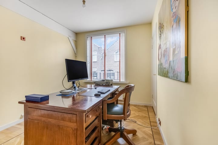 Foto 36 van Ambtmanstraat 7