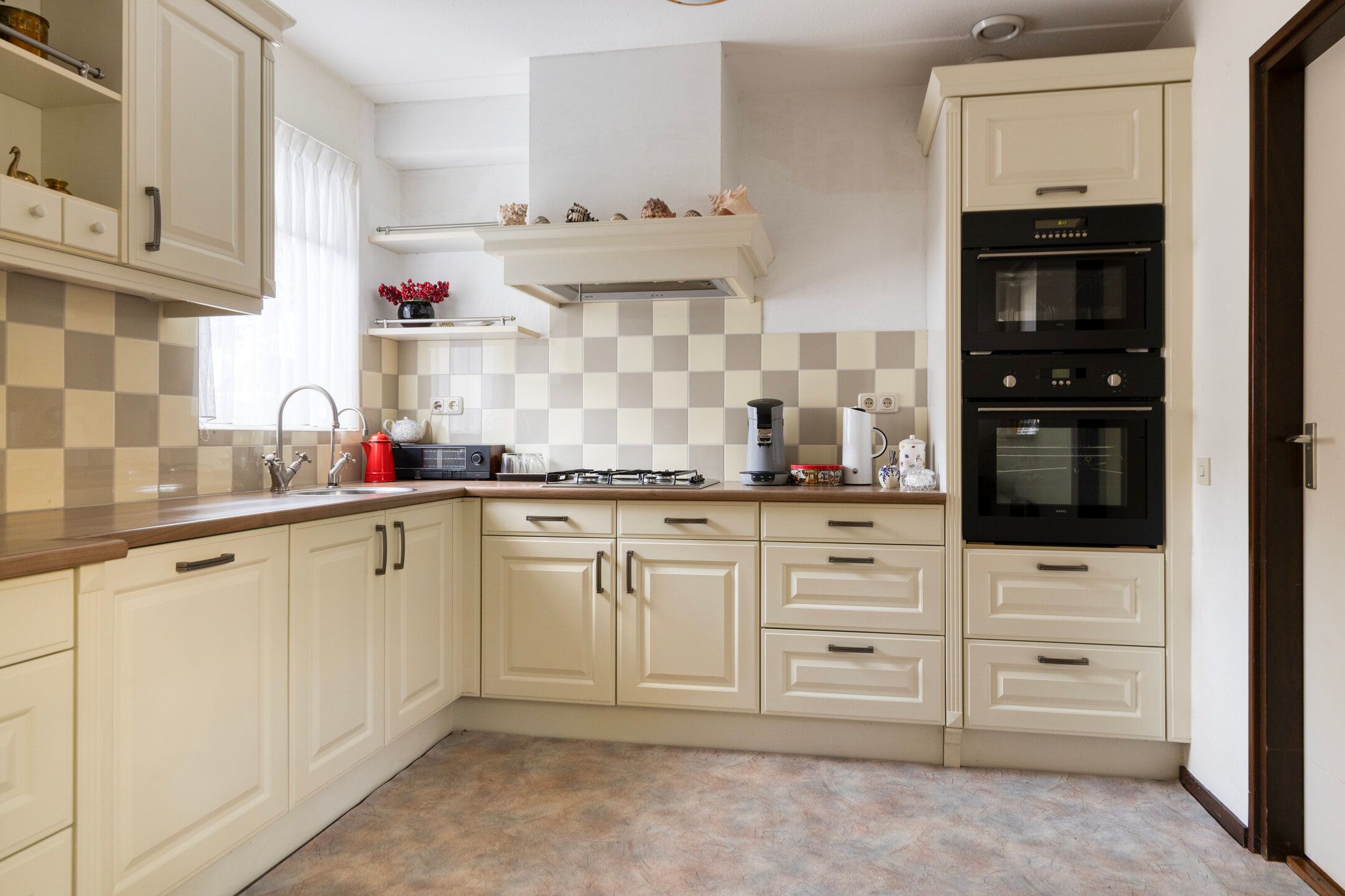 Foto 3 van Mr. W.M. Oppedijk van Veenweg 66