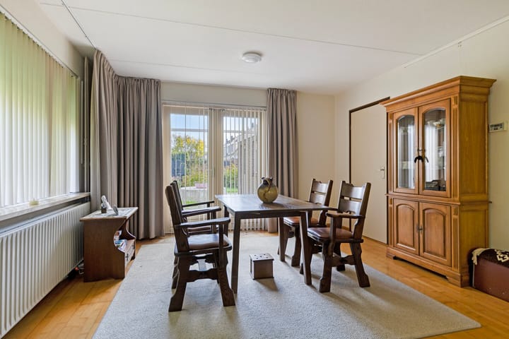 Foto 10 van Mr. W.M. Oppedijk van Veenweg 66