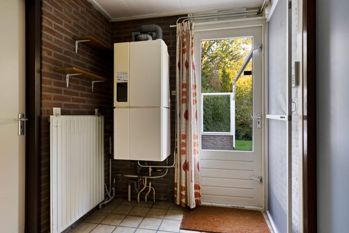 Foto 18 van Mr. W.M. Oppedijk van Veenweg 66