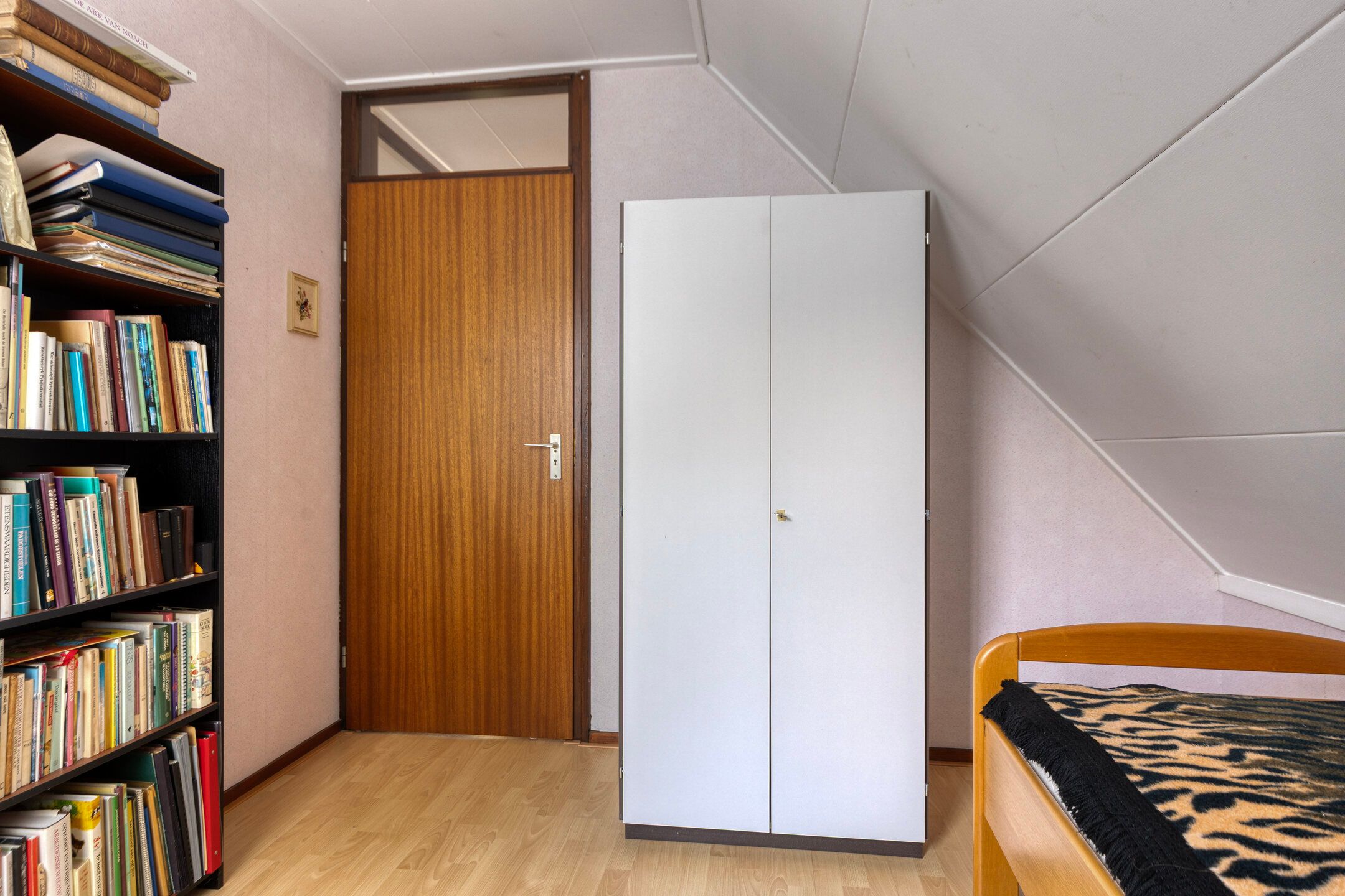 Foto 30 van Mr. W.M. Oppedijk van Veenweg 66