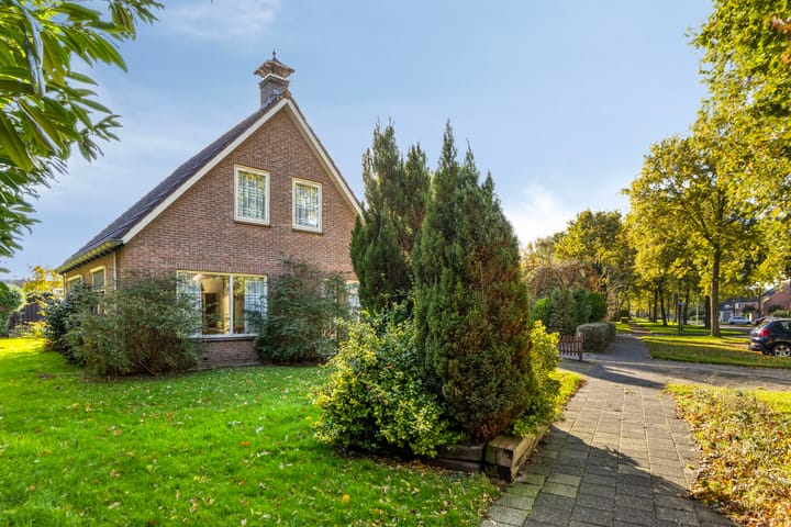 Foto 34 van Mr. W.M. Oppedijk van Veenweg 66