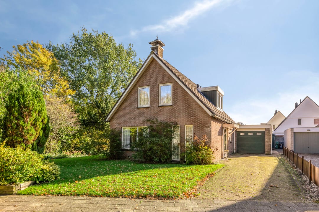 Foto 38 van Mr. W.M. Oppedijk van Veenweg 66