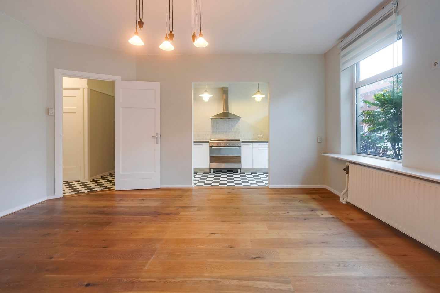 Photo 10 of Willem de Zwijgerlaan 12