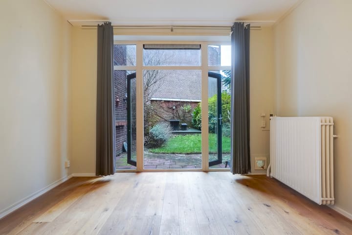 Photo 21 of Willem de Zwijgerlaan 12