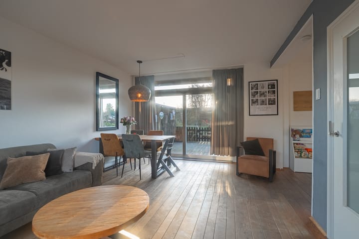 Photo 5 of Dorpstraat 102