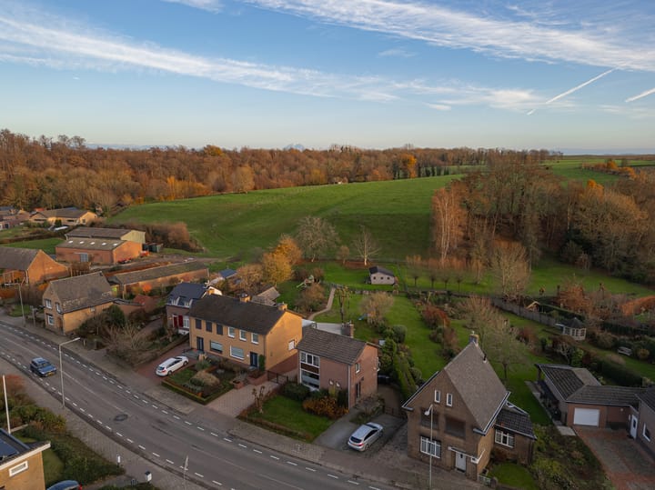 Photo 22 of Dorpstraat 102