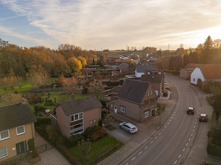 Photo 23 of Dorpstraat 102