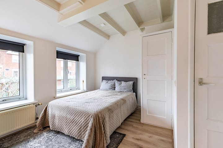 Foto 44 van Hyacinthstraat 130