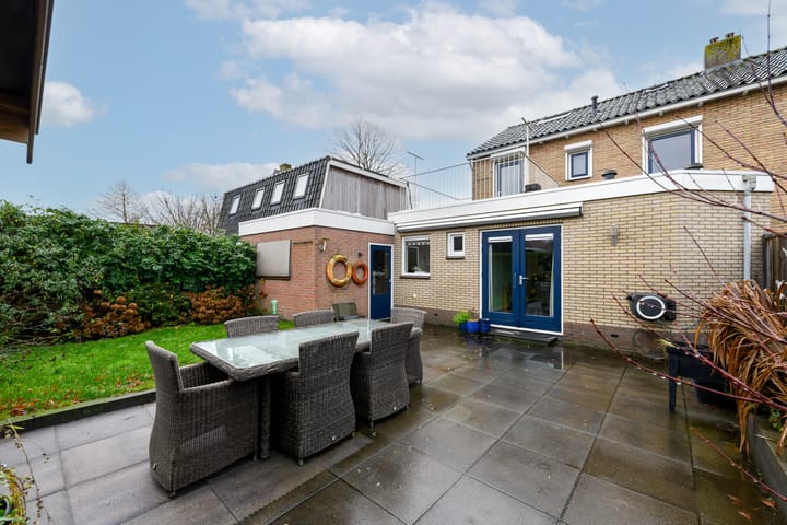 Foto 2 van Azaleastraat 14