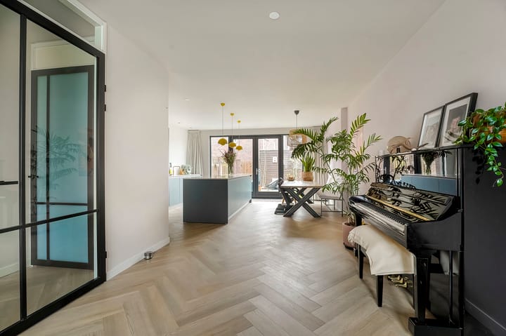 Photo 11 of Graslelie 49