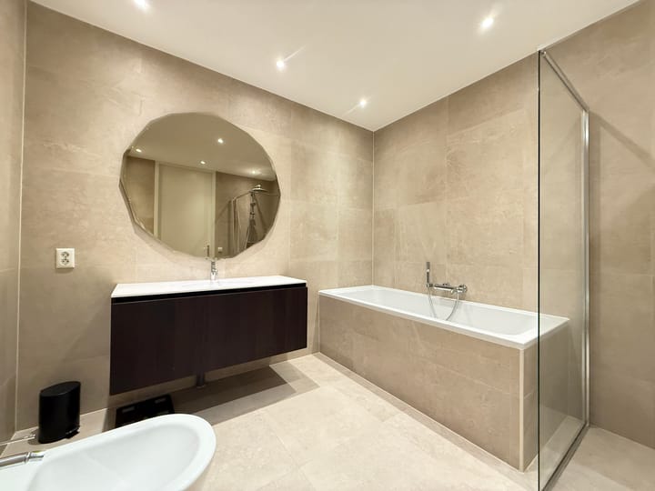 Foto 19 van Waterhoen 5